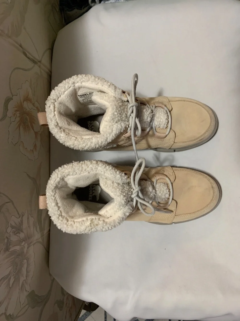 Sorel Women's Explorer II Carnival Cozy Waterproof Boots Size 8 Tan Gently Worn